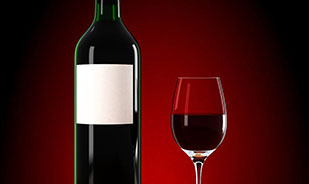 標(biāo)簽?zāi)z在玻璃瓶上的應(yīng)用